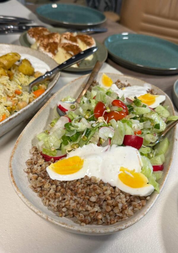 Workshop výroby obojků Workshop výroby obojků. Oběd